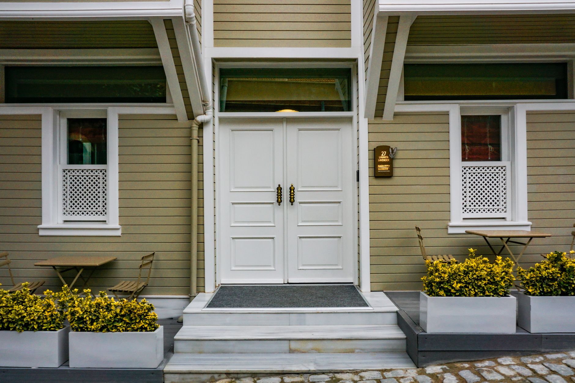 Quelles portes d&rsquo;entrée choisir pour la construction de votre maison ?